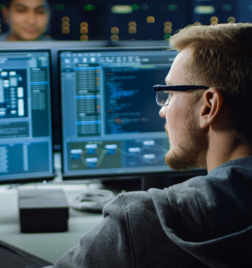 Wir verzahnen unterschiedliche IT-Welten: On-Premises, Private Cloud und Public Cloud - abidat